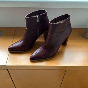 ANINE Bing burgundy leather ankle boots, very little wear size 39.